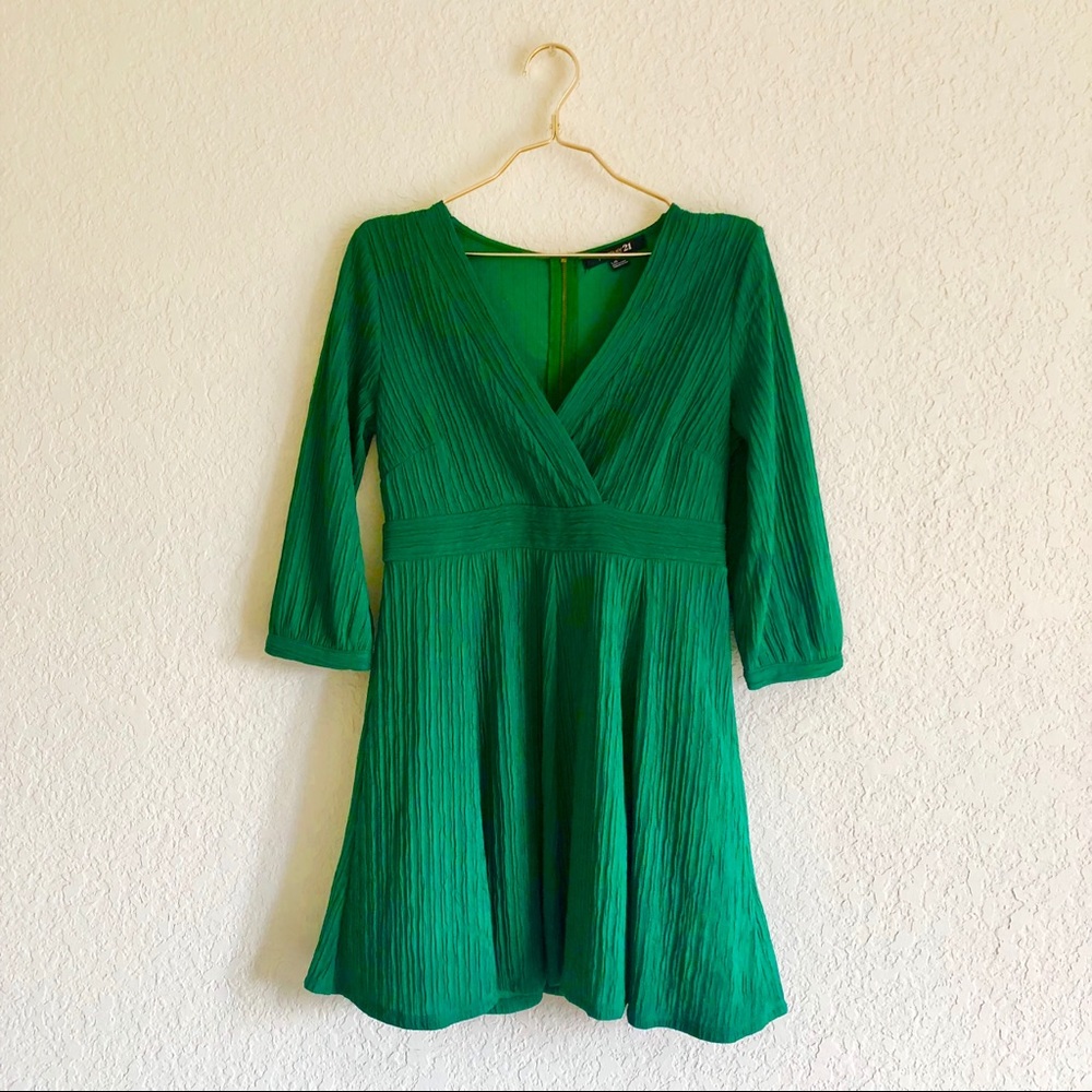 Forever 21 Emerald Green Cocktail Dress π - Picture 1 of 6